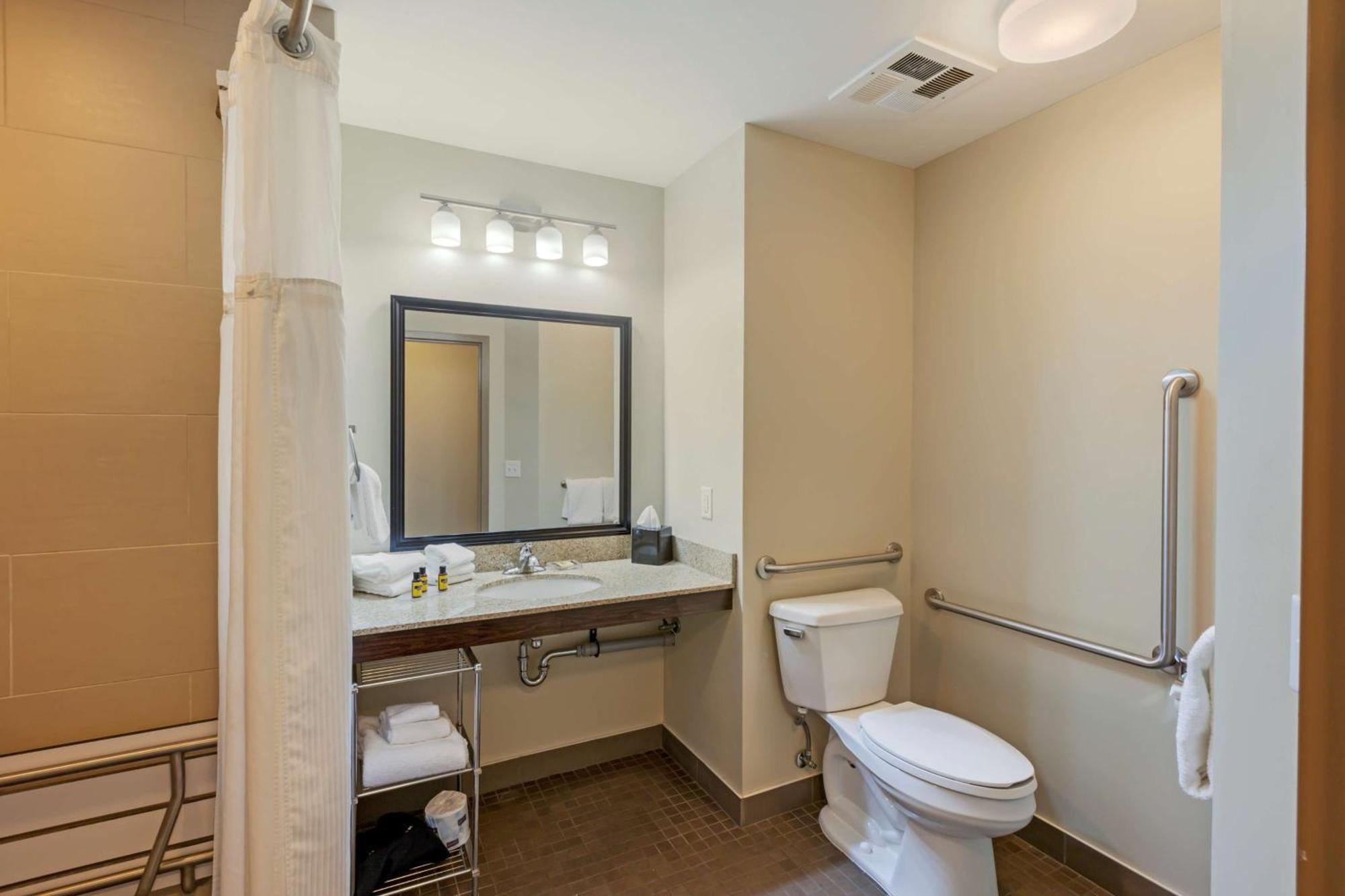 Best Western Plus Walkerton Hotel & Conference Centre מראה חיצוני תמונה